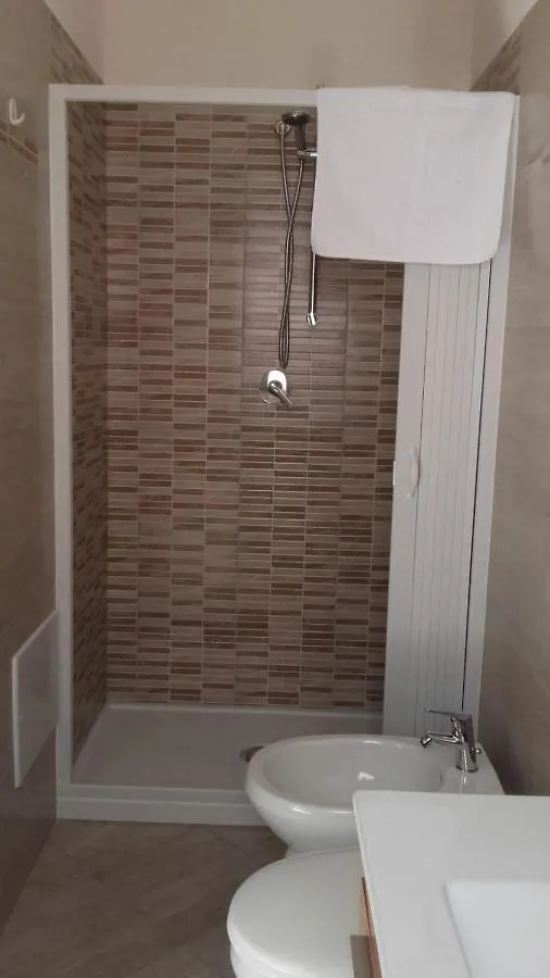 فندق مبيت وإفطار فالديريتْشّي Giulicia B&B